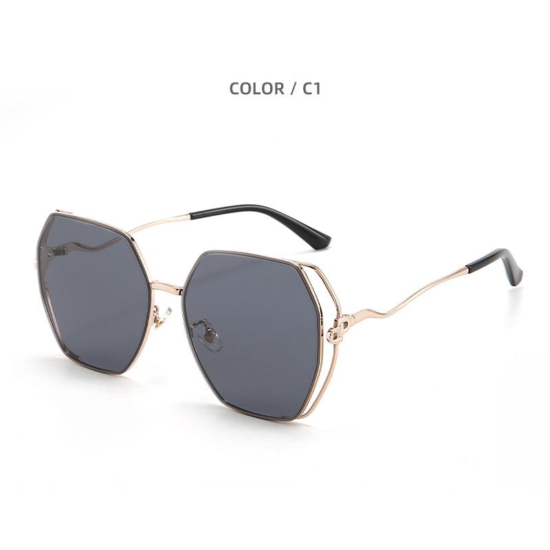 oversized frame brown sunglasses for women with big face and thin, UV-proof driving sunglasses
oversized frame brown sunglasses for women with big face and thin, UV-proof driving sunglasses