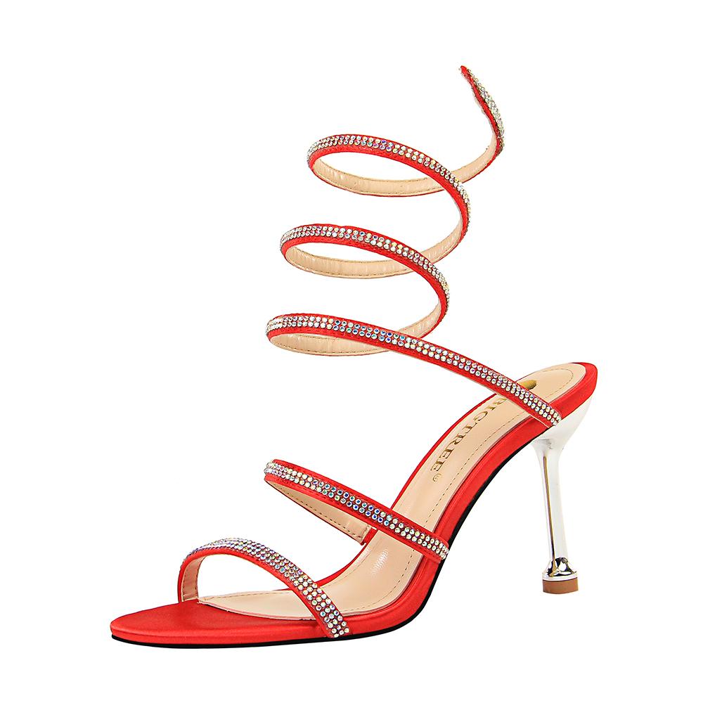 Roman Ladies Open-toed Sandals Sexy High Snake Straps CM Stiletto Heels Breathable Ankle Prom Wedding High Heels Fashion 35 красный
Roman Ladies Open-toed Sandals Sexy High Snake Straps CM Stiletto Heels Breathable Ankle Prom Wedding High Heels Fashion 35 красный
