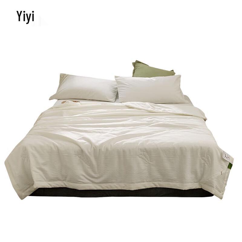 Yiyiai Cotton Jacquard Soy Fiber Summer Quilt
Yiyiai Cotton Jacquard Soy Fiber Summer Quilt