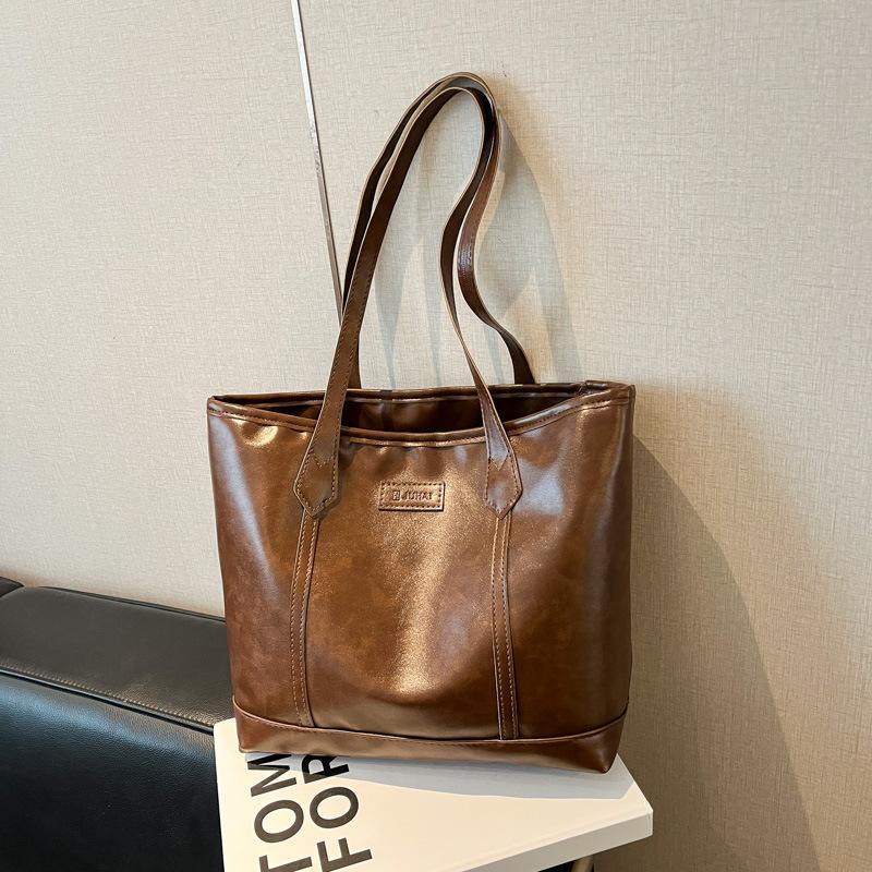 Сумка-тоут большой вместимости женская новая модная и простая повседневная наплечная сумка для работы, текстурная большая сумка
Сумка-тоут большой вместимости женская новая модная и простая повседневная наплечная сумка для работы, текстурная большая сумка