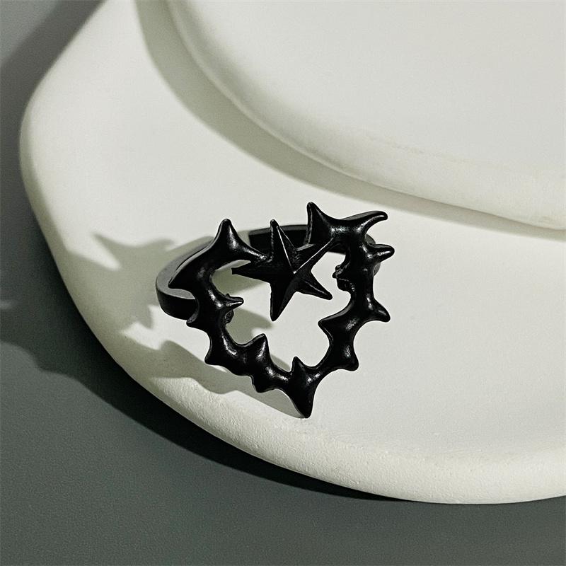 2024 New Special Design Thorns Love Five-pointed star Ring Women Ring Retro Cute Jewelry Wholesale
2024 New Special Design Thorns Love Five-pointed star Ring Women Ring Retro Cute Jewelry Wholesale