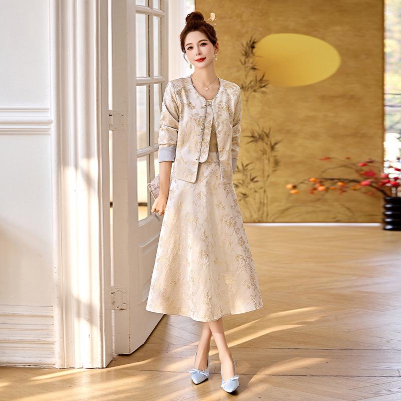 2025 Spring Chinese Satin Jacquard Two-Piece Skirt and Outerwear Set Dress L (approx. 55-60kg) розовый
2025 Spring Chinese Satin Jacquard Two-Piece Skirt and Outerwear Set Dress L (approx. 55-60kg) розовый