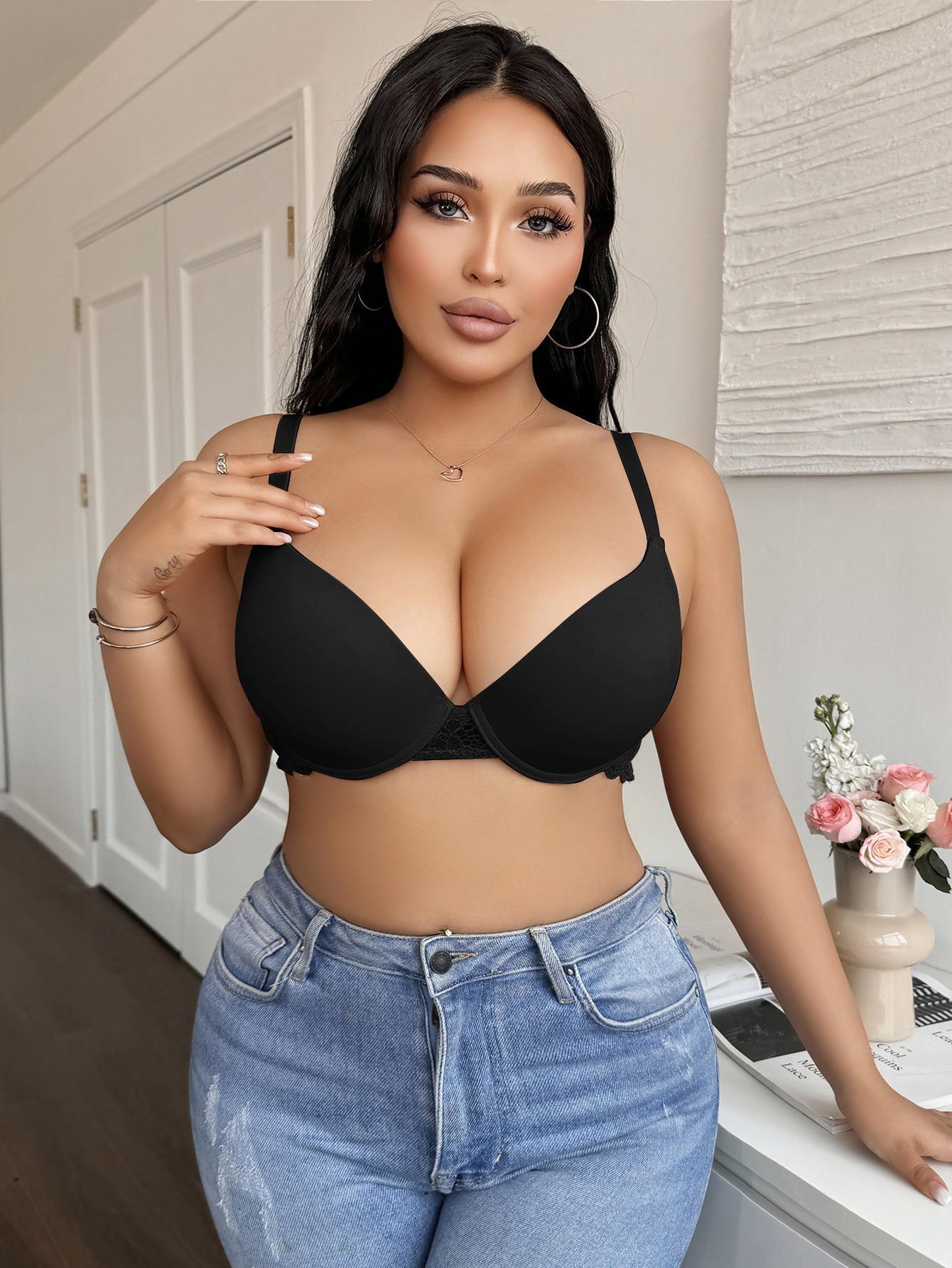 Large size glossy lace edge thin cup bra underwear sexy gathering big breasts small 85D чёрный
Large size glossy lace edge thin cup bra underwear sexy gathering big breasts small 85D чёрный