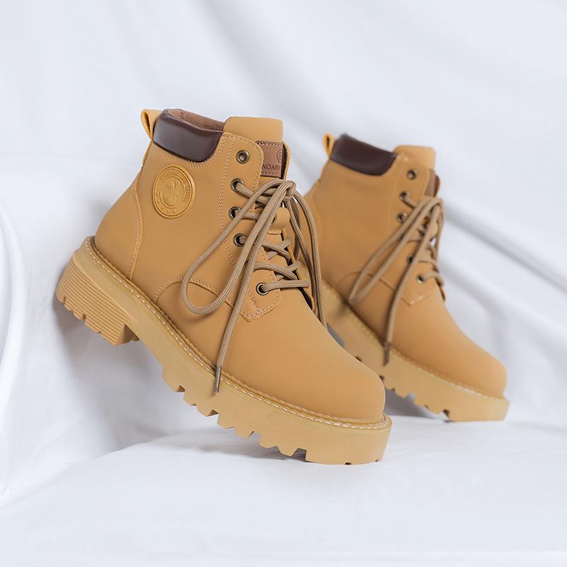 Мужские ботинки осень 2025 года с толстой подошвой из ревеня, усиленные ботинки Martin, малые ботинки 20240-R 38 жёлтый
Мужские ботинки осень 2025 года с толстой подошвой из ревеня, усиленные ботинки Martin, малые ботинки 20240-R 38 жёлтый