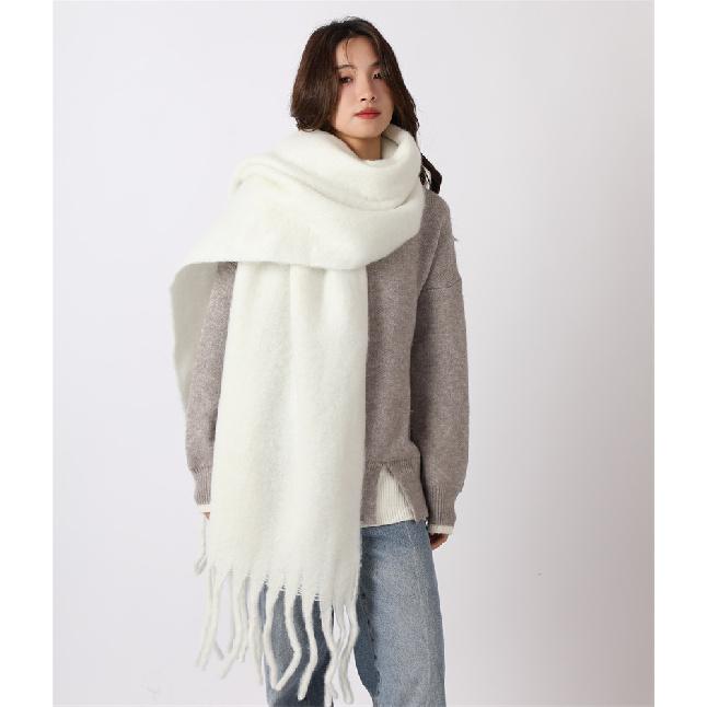 Зимний новый женский и парный белый шарф 2024 года, мохеровый шарф, студенческий мягкий липкий однотонный шарф, высококачественный шарф с кисточками 220*40CM
Зимний новый женский и парный белый шарф 2024 года, мохеровый шарф, студенческий мягкий липкий однотонный шарф, высококачественный шарф с кисточками 220*40CM