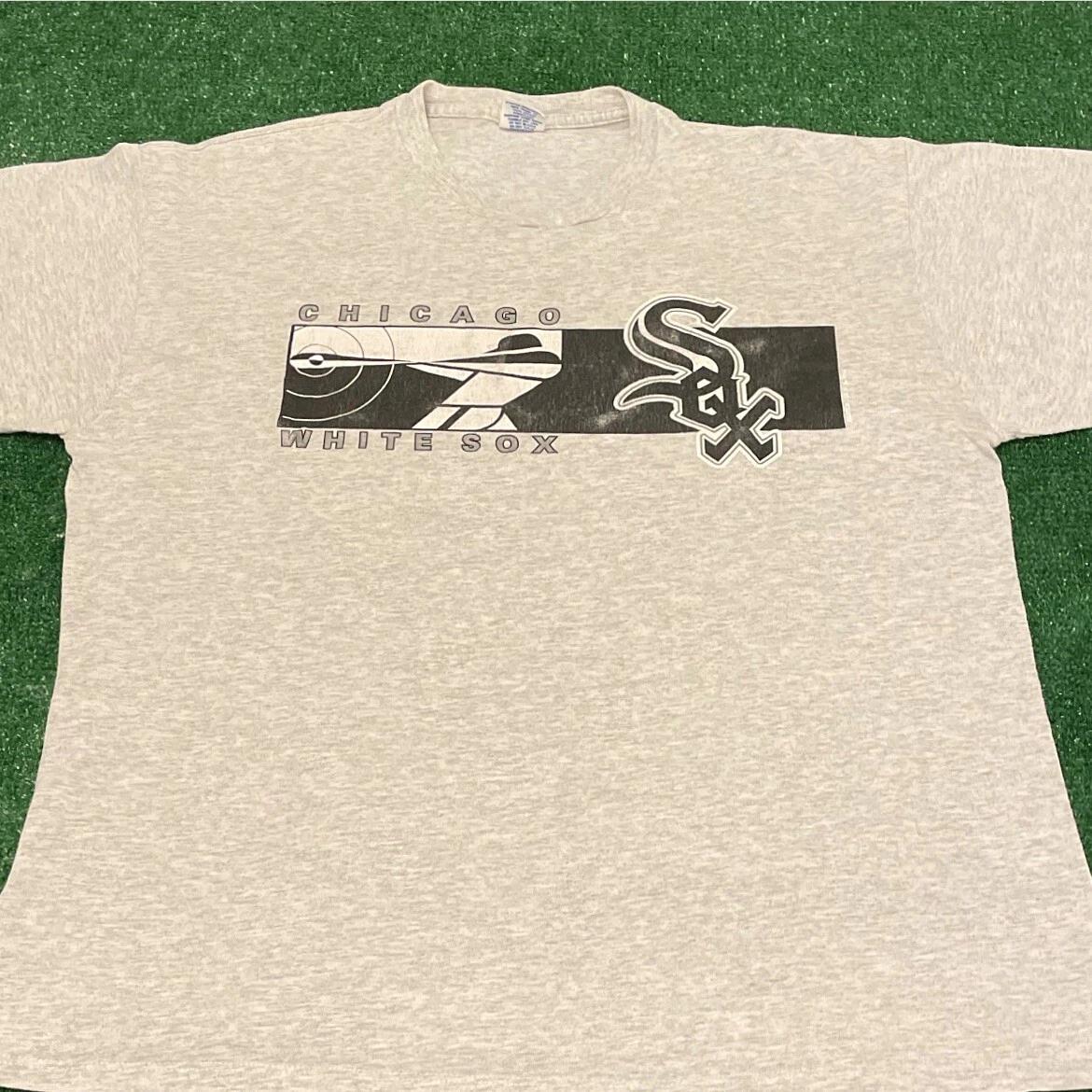 VTG 90s Starter Chicago White Sox MLB Vintage 1996 Shirt Mens Size L S
VTG 90s Starter Chicago White Sox MLB Vintage 1996 Shirt Mens Size L S