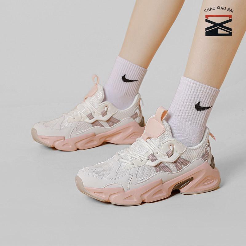 CHAOXIAOBAI Dad s Shoes 2023, женская универсальная спортивная обувь на толстой подошве, повседневная обувь с повышенным контрастом, женская модная женская обувь с высоким берцем
CHAOXIAOBAI Dad s Shoes 2023, женская универсальная спортивная обувь на толстой подошве, повседневная обувь с повышенным контрастом, женская модная женская обувь с высоким берцем