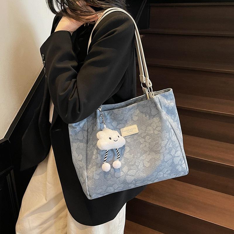 Student class bag women s 2025 summer new simple fashion shoulder bag large capacity tote bag
Student class bag women s 2025 summer new simple fashion shoulder bag large capacity tote bag