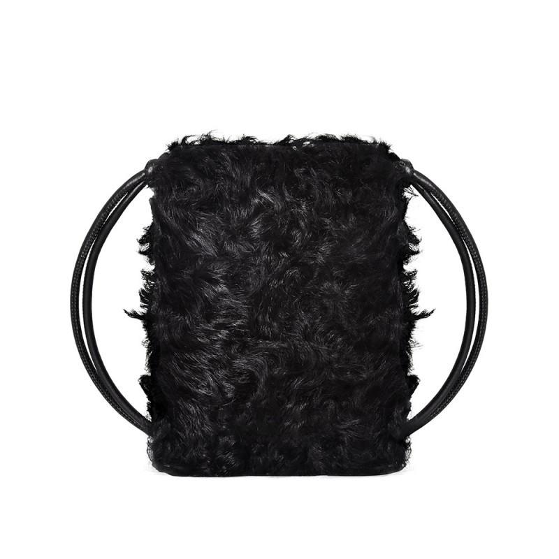 Lamb Hair Women s Crossbody Bag Fashion Student Niche Vertical Plush Small Korean Trend Single Shoulder Women 11x5x18cm чорний
Lamb Hair Women s Crossbody Bag Fashion Student Niche Vertical Plush Small Korean Trend Single Shoulder Women 11x5x18cm чорний