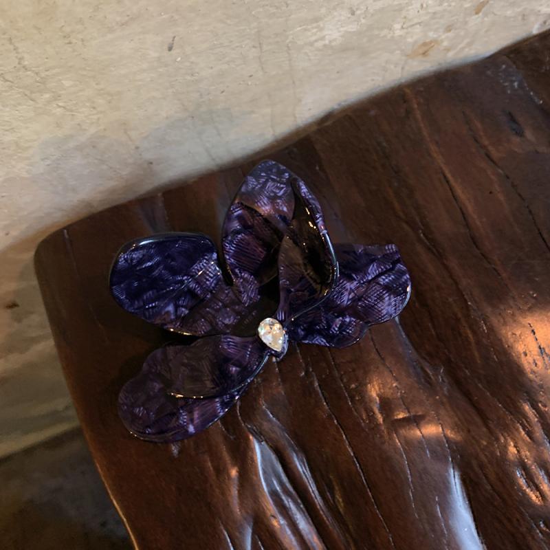 Французская Мода Элегантная Высокая Прическа Ацетатная Заколка-Краб для Волос Стразы Аксессуары для Волос Головной Убор В Форме Цветка
Французская Мода Элегантная Высокая Прическа Ацетатная Заколка-Краб для Волос Стразы Аксессуары для Волос Головной Убор В Форме Цветка