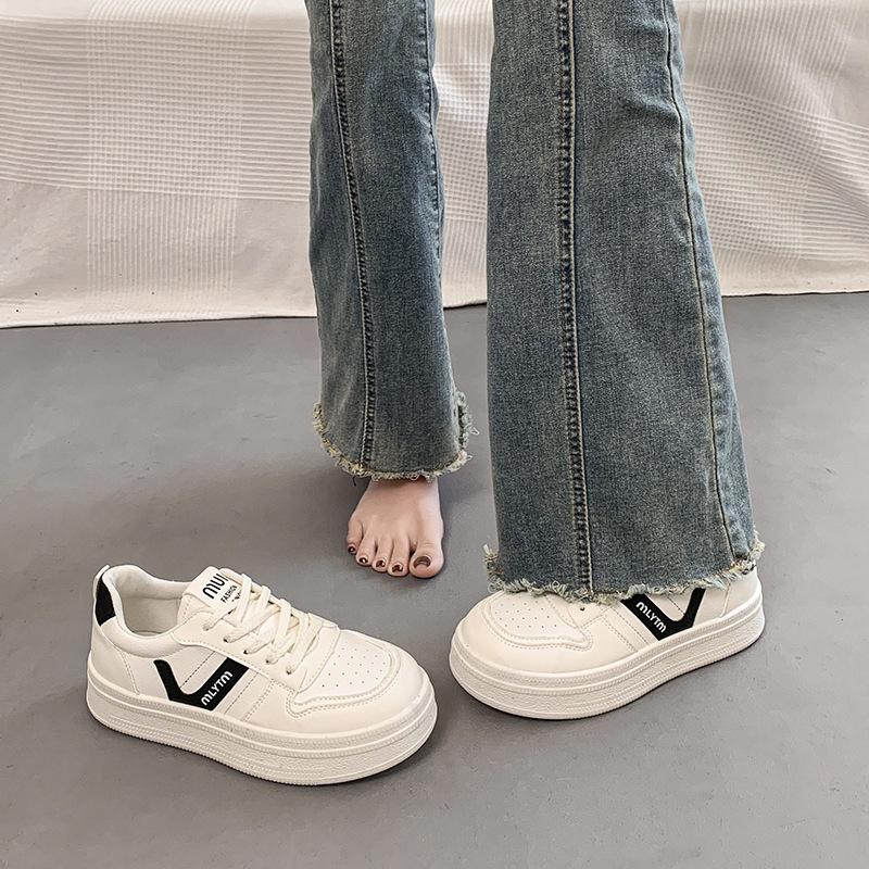 Shoes women s 2025 new spring soft leather platform white shoes college style versatile student board shoes casual sports shoes 40 хакі
Shoes women s 2025 new spring soft leather platform white shoes college style versatile student board shoes casual sports shoes 40 хакі