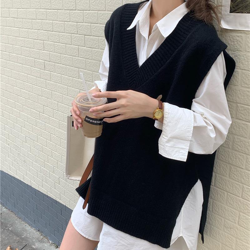 Women s Retro Grey Split V-Neck Knitted Vest, Sleeveless Loose Cape for Spring and Autumn One Size чорний
Women s Retro Grey Split V-Neck Knitted Vest, Sleeveless Loose Cape for Spring and Autumn One Size чорний