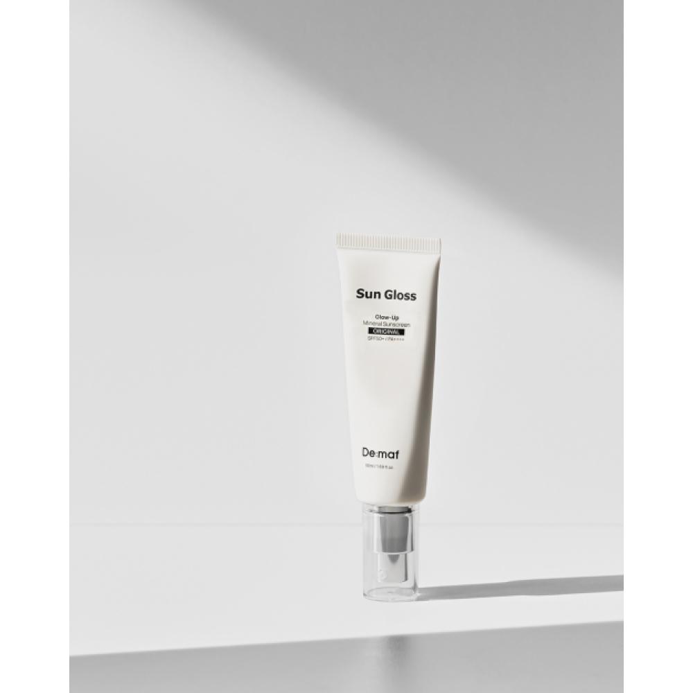 Demaf Sungloss Glow Up Mineral Tea Sun Cream Original 50ml NONE
Demaf Sungloss Glow Up Mineral Tea Sun Cream Original 50ml NONE