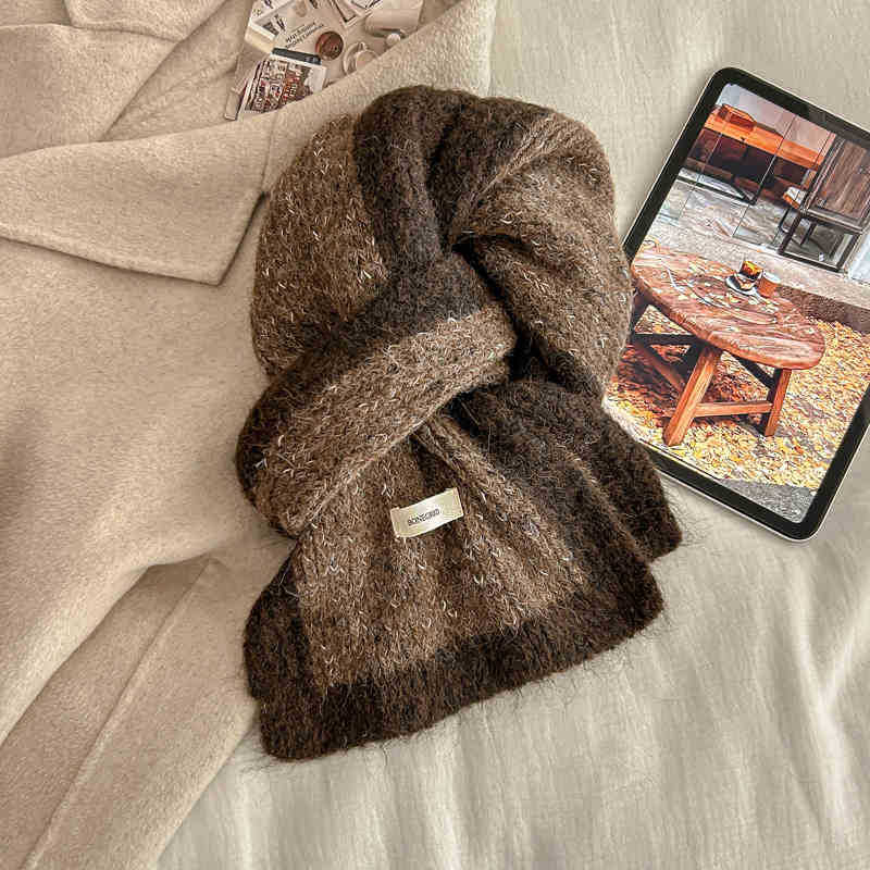 Серебро за окном~ Вязаный цветочный шарф, цветная рамка, теплый шарф для пары в студенческом стиле темно-коричневого
Серебро за окном~ Вязаный цветочный шарф, цветная рамка, теплый шарф для пары в студенческом стиле темно-коричневого