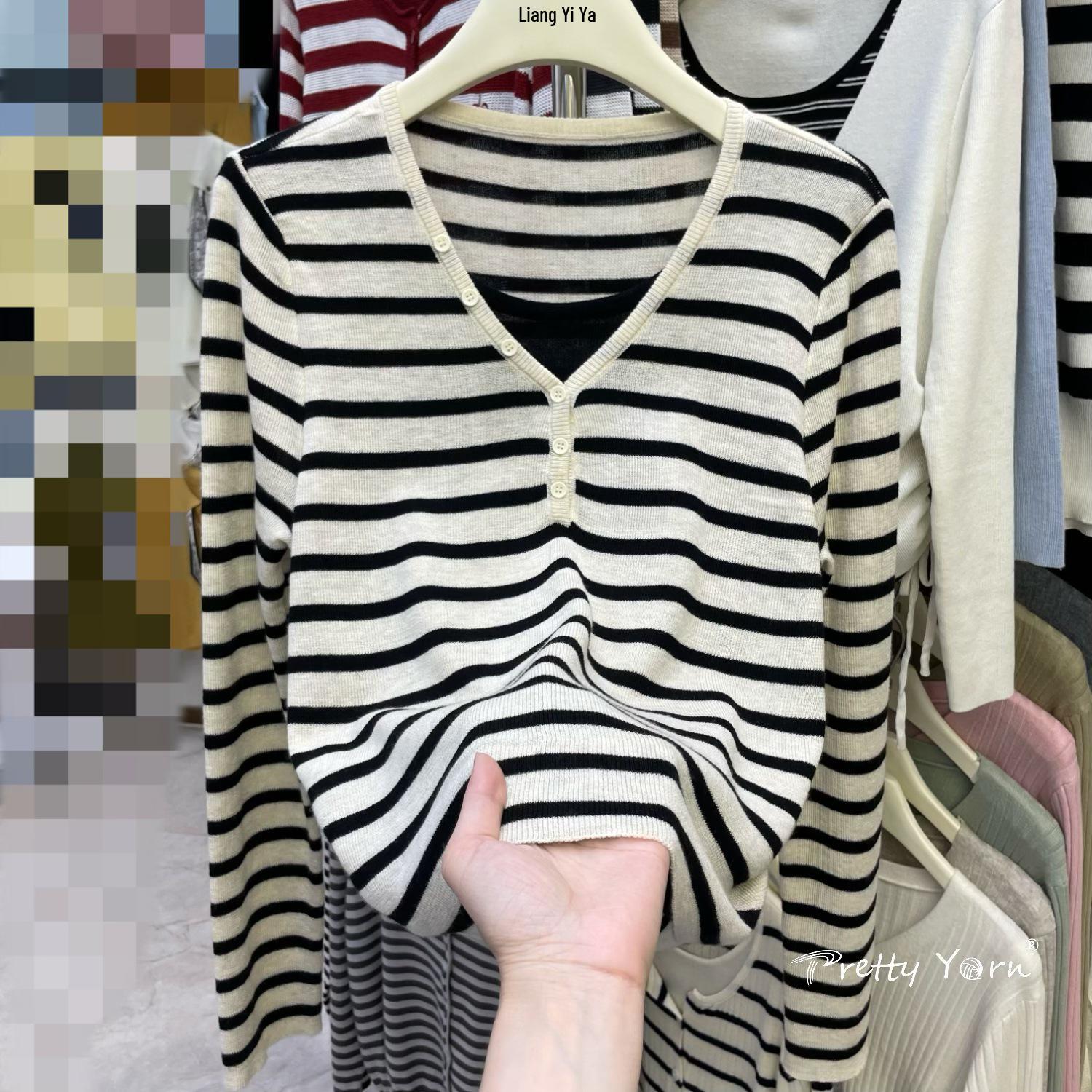 Autumn Style Women s Two-Piece Striped Knit Sweater with Pleated Design One Size
Autumn Style Women s Two-Piece Striped Knit Sweater with Pleated Design One Size