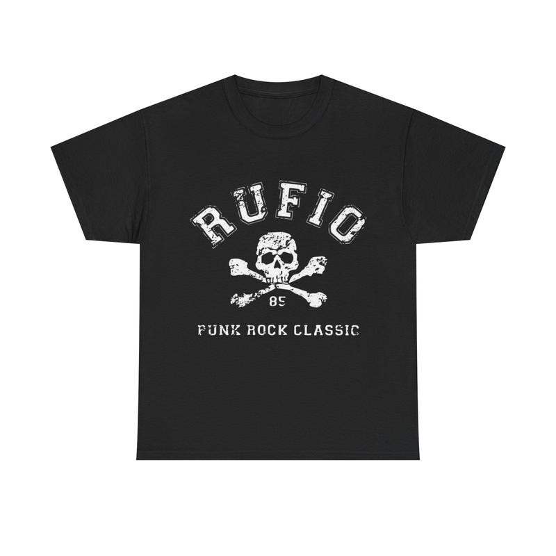 Rufio Tshirt Vintage Punk Rock band merch retro Unisex T-Shirt S
Rufio Tshirt Vintage Punk Rock band merch retro Unisex T-Shirt S