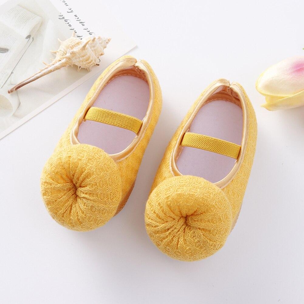Детские первые ходунки для малышей 0-12 месяцев, нескользящая обувь для кроватки на мягкой подошве для девочек, свадебные туфли принцессы для новорожденных L
Детские первые ходунки для малышей 0-12 месяцев, нескользящая обувь для кроватки на мягкой подошве для девочек, свадебные туфли принцессы для новорожденных L