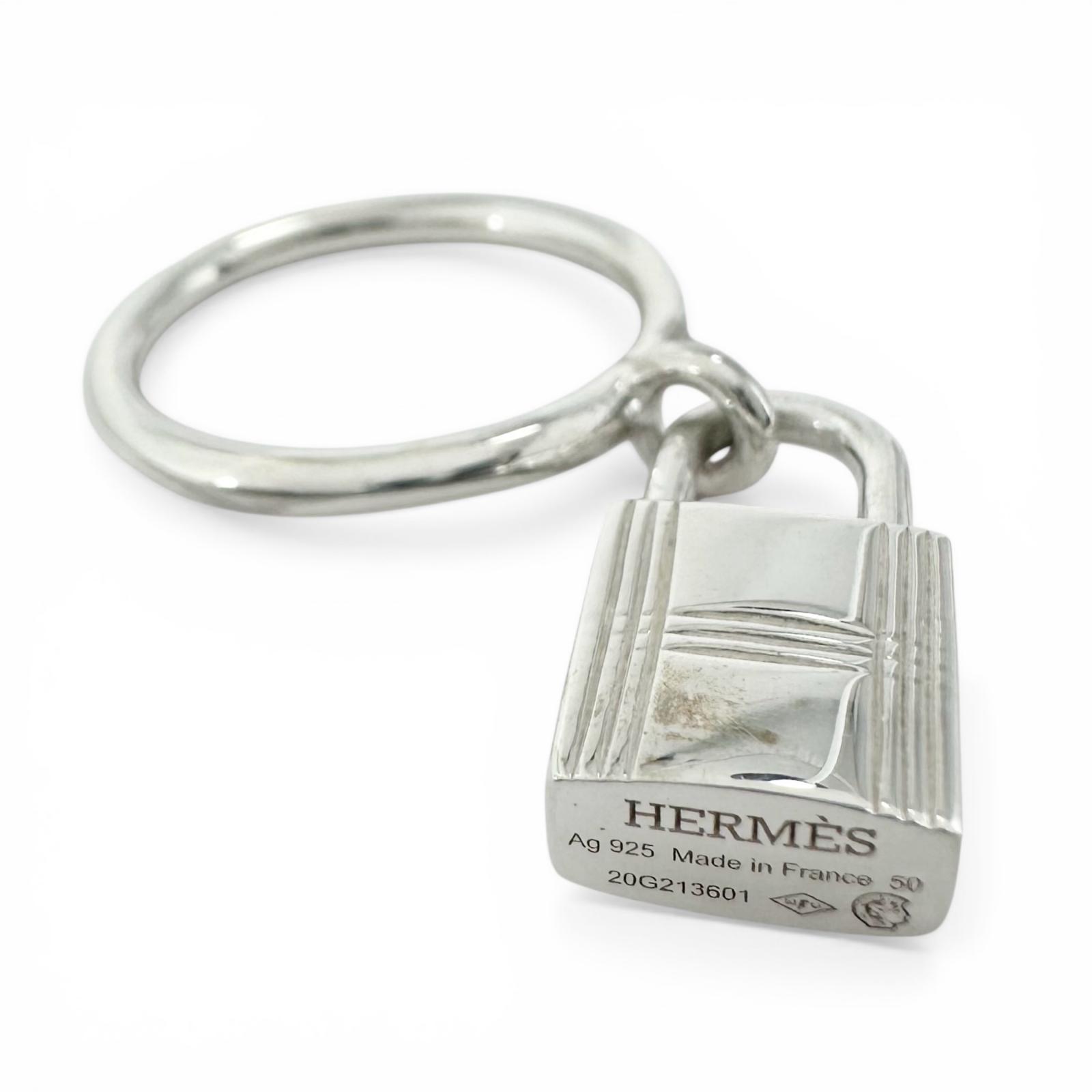 Excellent HERMES Ring Amulet Cadena Silver AG925 Women 50 Used
Excellent HERMES Ring Amulet Cadena Silver AG925 Women 50 Used