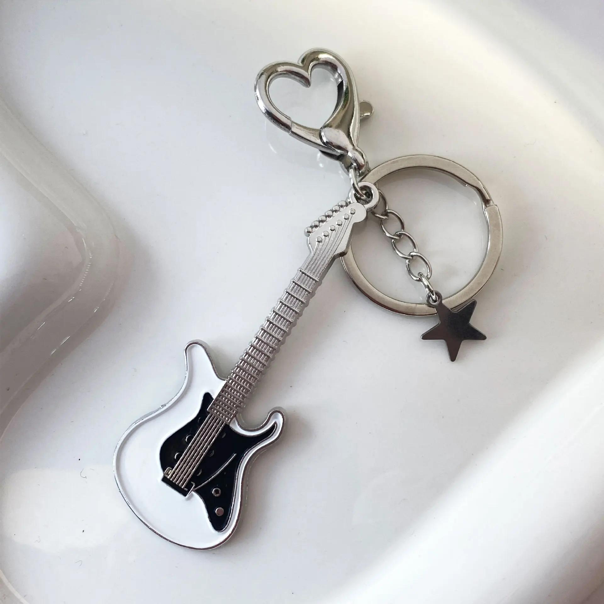 Creative Personality Guitar Bass Heart Star Key Chain for Man Women Vintage Cute Cool Rock Punk Fashion Pendant Aesthetic Gifts
Creative Personality Guitar Bass Heart Star Key Chain for Man Women Vintage Cute Cool Rock Punk Fashion Pendant Aesthetic Gifts