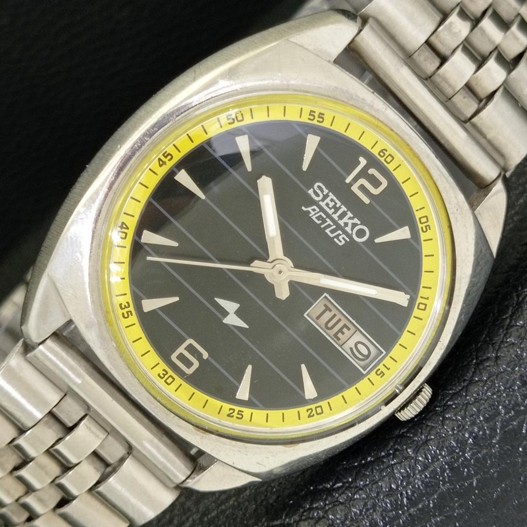 GENUINE VINTAGE SEIKO ACTUS AUTOMATIC JAPAN MENS BLACK DIAL WATCH a500130-2 R151a-a500130
GENUINE VINTAGE SEIKO ACTUS AUTOMATIC JAPAN MENS BLACK DIAL WATCH a500130-2 R151a-a500130