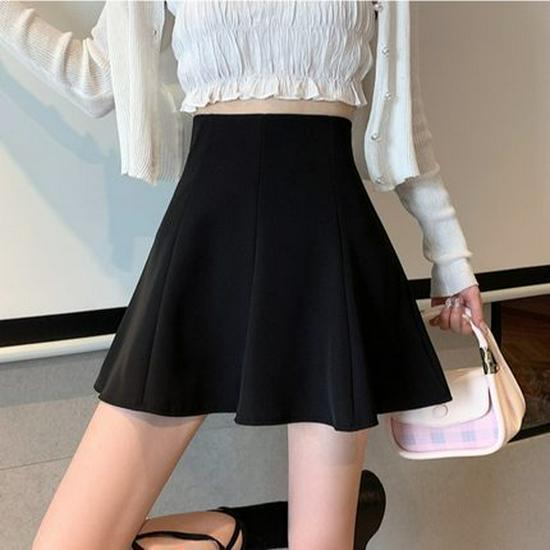 Women s High Waist Black Pleated Midi Skirt - Slimming A-Line Umbrella Style S (86-97 cm)
Women s High Waist Black Pleated Midi Skirt - Slimming A-Line Umbrella Style S (86-97 cm)