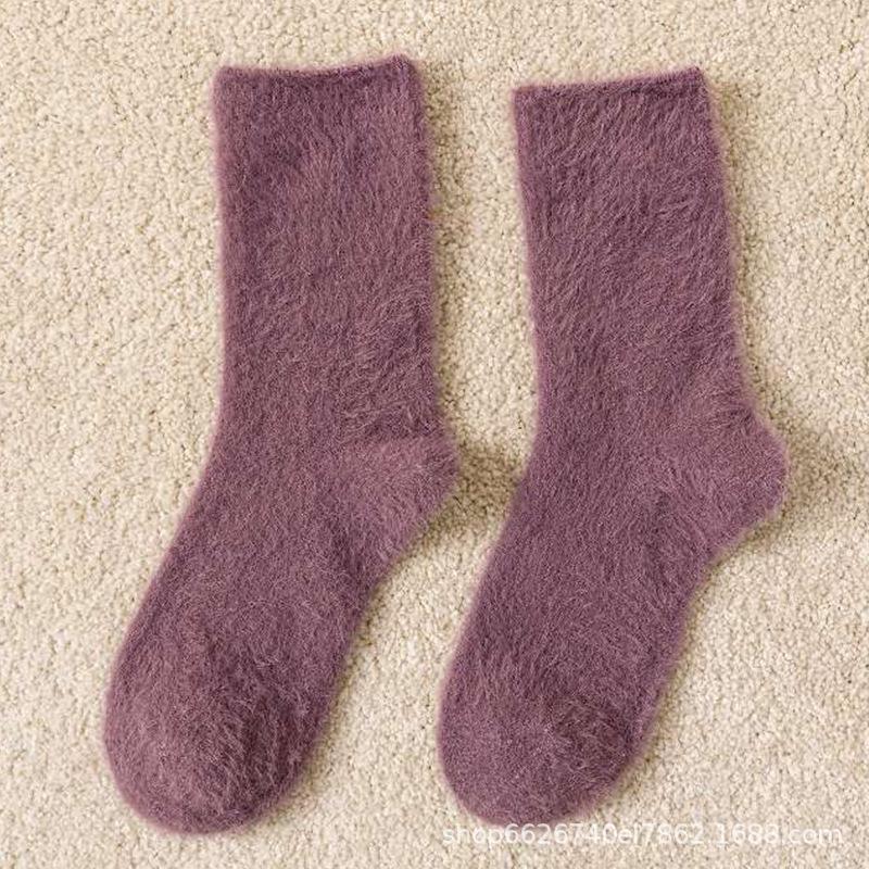 Women s Mink Velvet Mid-Calf Fleece-Lined Socks - Thick, Warm, Cute Plush for Winter, Sleep, and Maternity. One Size
Women s Mink Velvet Mid-Calf Fleece-Lined Socks - Thick, Warm, Cute Plush for Winter, Sleep, and Maternity. One Size