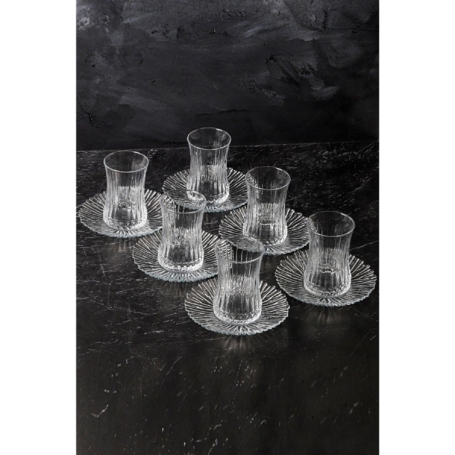 Чайный сервиз Elysia, 12 предметов, 6 импортных чайных тарелок Eliza, 6 предметов
Чайный сервиз Elysia, 12 предметов, 6 импортных чайных тарелок Eliza, 6 предметов