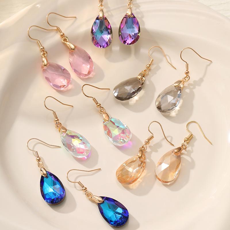 Crystal jewelry high-end long geometric water drop earrings fashionable light luxury colorful zircon earrings
Crystal jewelry high-end long geometric water drop earrings fashionable light luxury colorful zircon earrings