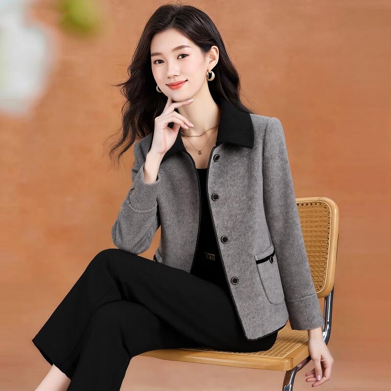Women s 2025 Fall Elegant Grey Lapel Wool Blend Short Coat
Women s 2025 Fall Elegant Grey Lapel Wool Blend Short Coat