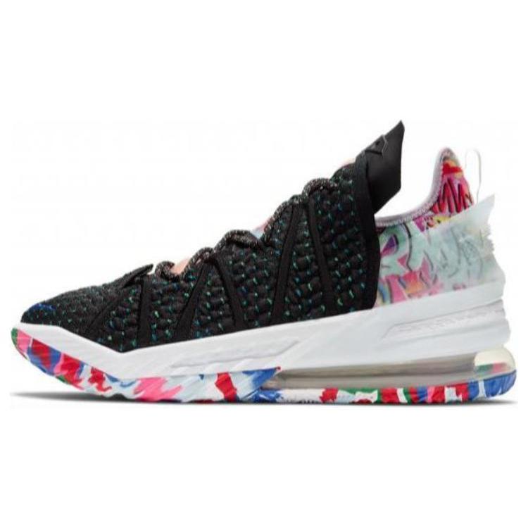 Новые Nike LeBron 18 James Gang CQ9283-002 42.5
Новые Nike LeBron 18 James Gang CQ9283-002 42.5