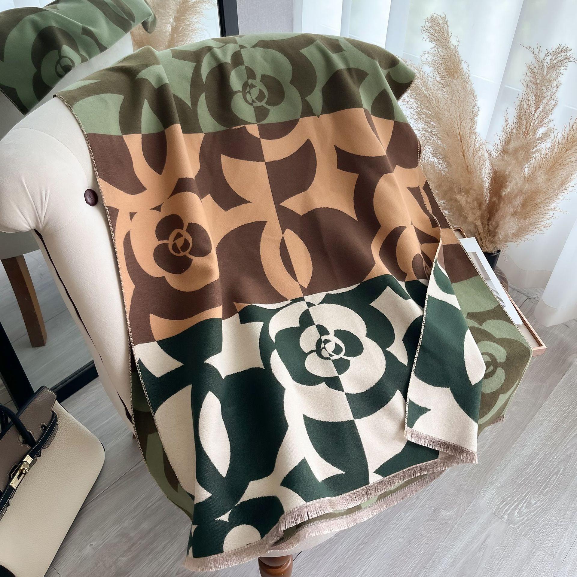 Осень и зима Камелия Цветовая гамма Универсальный Женский Имитация Кашемира Теплый Шарф Утолщенный Кондиционер Шаль Шарф 185*65cm зелёный
Осень и зима Камелия Цветовая гамма Универсальный Женский Имитация Кашемира Теплый Шарф Утолщенный Кондиционер Шаль Шарф 185*65cm зелёный