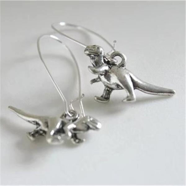 Серьги с динозаврами, серьги T Rex, вызывающие украшения, серьги для компьютерных фанатов, ювелирные изделия с тираннозавром рексом, серьги с динозаврами, подарок палеонтологу
Серьги с динозаврами, серьги T Rex, вызывающие украшения, серьги для компьютерных фанатов, ювелирные изделия с тираннозавром рексом, серьги с динозаврами, подарок палеонтологу