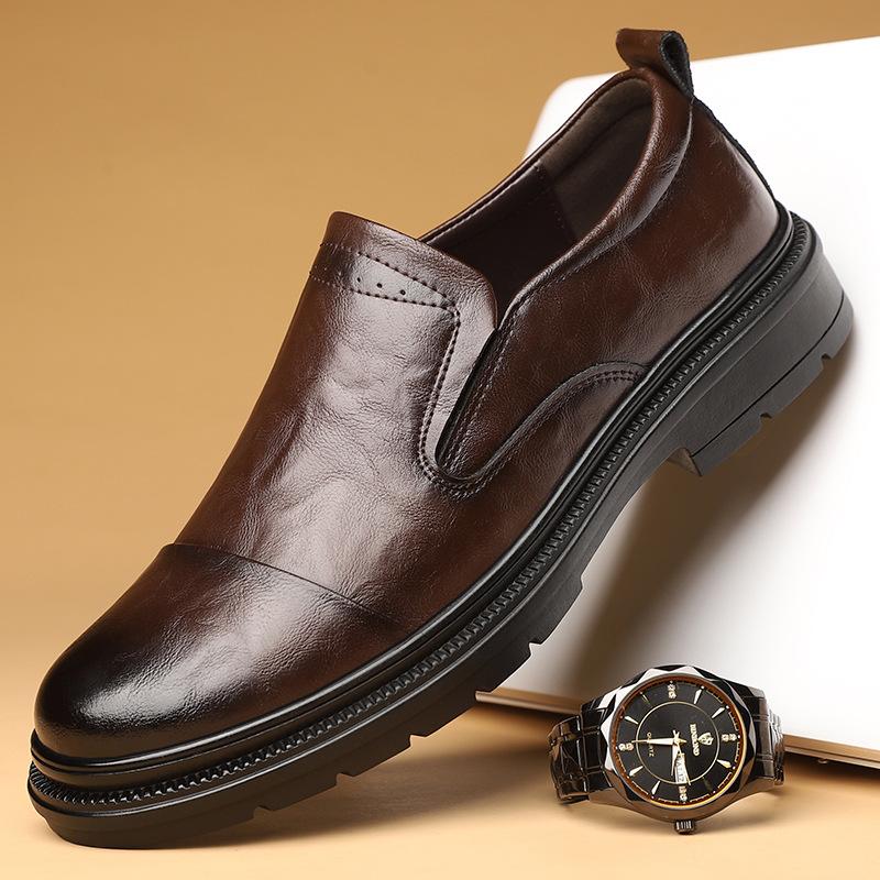 2024 Spring and Autumn New Men s Business Casual Leather Shoes Men s Hand Grab Round Head Thick Sole Foot Sneakers Non-slip 3532 44 чорний
2024 Spring and Autumn New Men s Business Casual Leather Shoes Men s Hand Grab Round Head Thick Sole Foot Sneakers Non-slip 3532 44 чорний