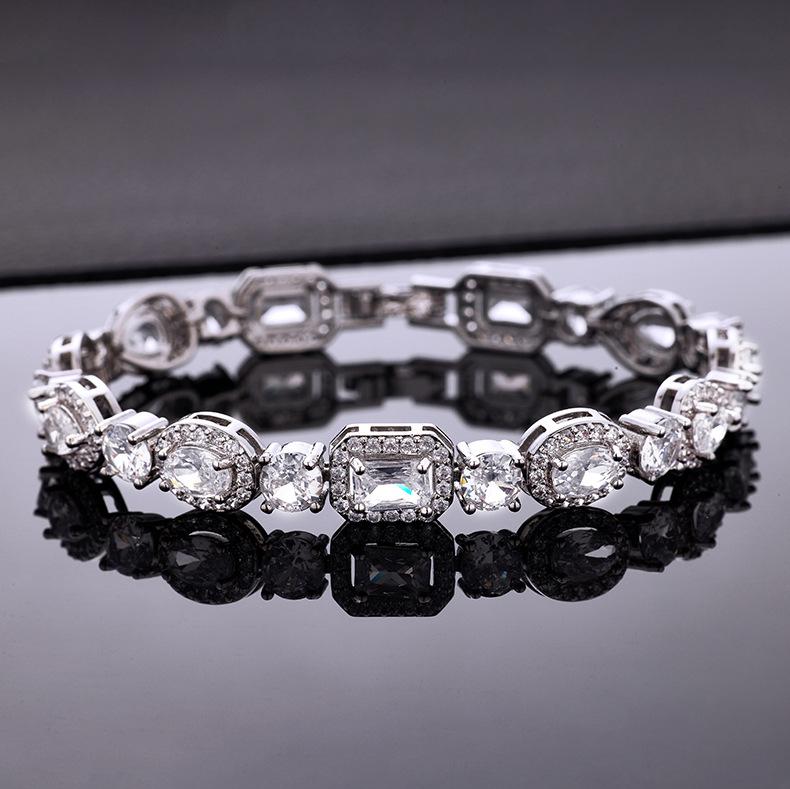 2026 Inlaid Gemstone Bracelet, Zircon Exquisite and Versatile, Temperament Crystal Bracelet. 18CM
2026 Inlaid Gemstone Bracelet, Zircon Exquisite and Versatile, Temperament Crystal Bracelet. 18CM