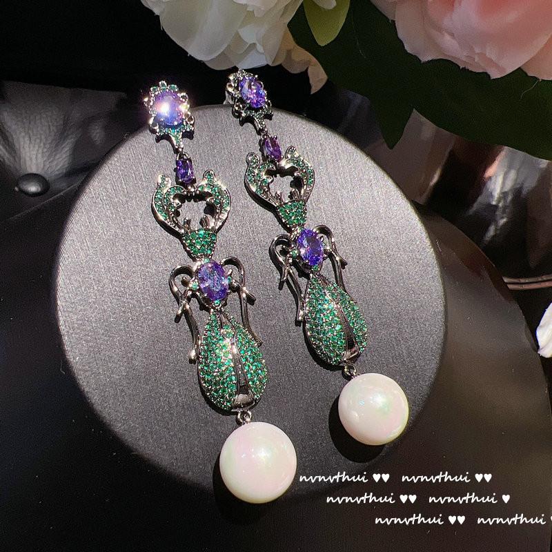 Креативные серьги S925 Silver Ant Beetle Pearl для женщин Ретро Черное золото Цвет Блеск Фиолетовый CZ Роскошная коктейльная вечеринка
Креативные серьги S925 Silver Ant Beetle Pearl для женщин Ретро Черное золото Цвет Блеск Фиолетовый CZ Роскошная коктейльная вечеринка