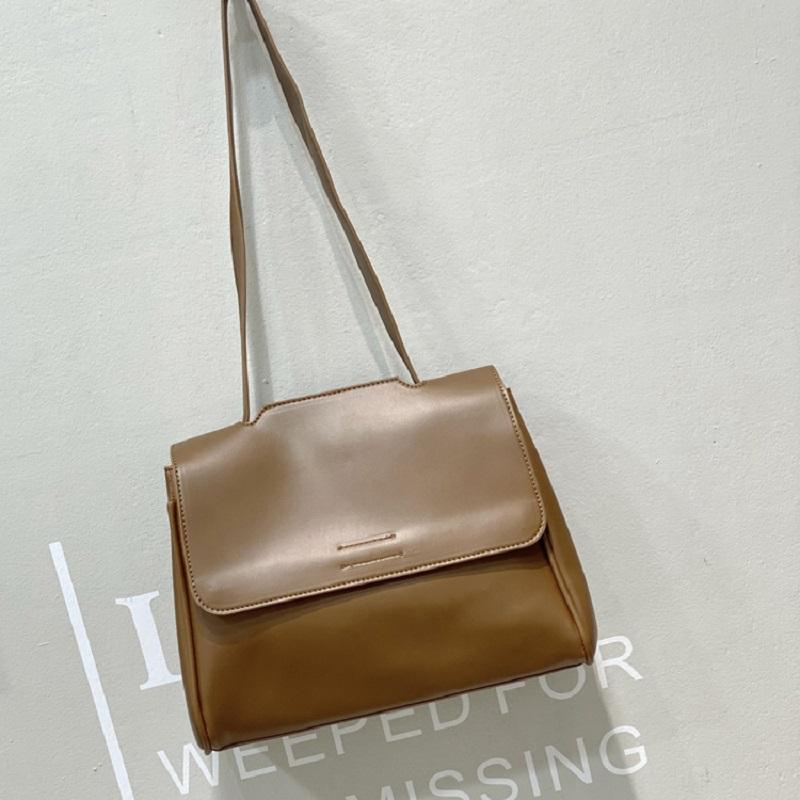 Minimalist Shoulder Bag For Women Large Capacity Tote Bag Soft For Elimination Student Bag New Premium Durable
Minimalist Shoulder Bag For Women Large Capacity Tote Bag Soft For Elimination Student Bag New Premium Durable