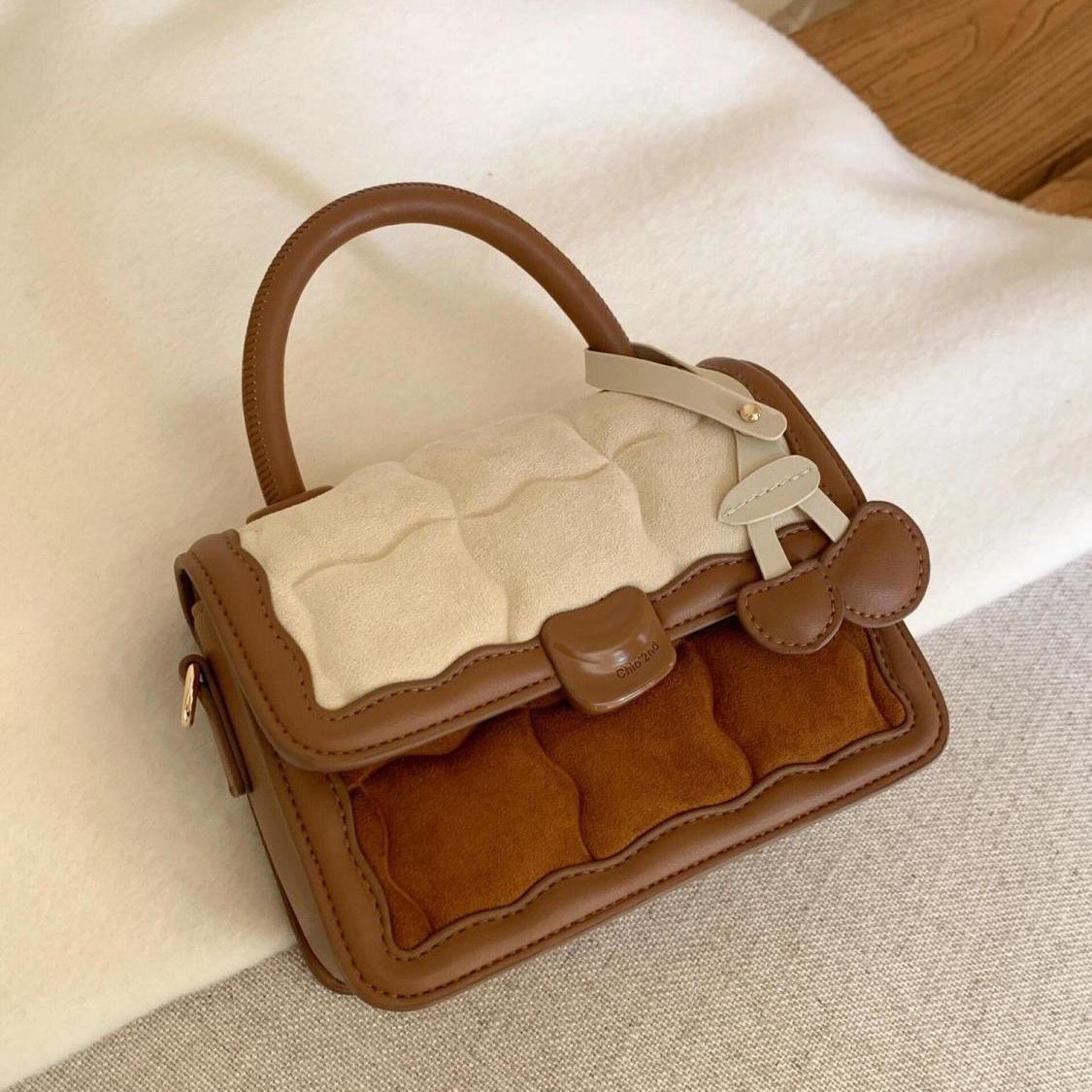 Sweet Cute Color Block Handbag Women Brushed Plaid Shoulder Bag Ladies Large Capacity Retro Simple Commuter Crossbody Bags 2025 коричневый
Sweet Cute Color Block Handbag Women Brushed Plaid Shoulder Bag Ladies Large Capacity Retro Simple Commuter Crossbody Bags 2025 коричневый