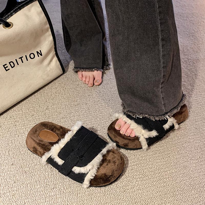 European retro thick-bottomed fluffy slippers women s 2024 autumn and winter new outer wear matte suede one-word drag wear cotton mop 35 чорний
European retro thick-bottomed fluffy slippers women s 2024 autumn and winter new outer wear matte suede one-word drag wear cotton mop 35 чорний