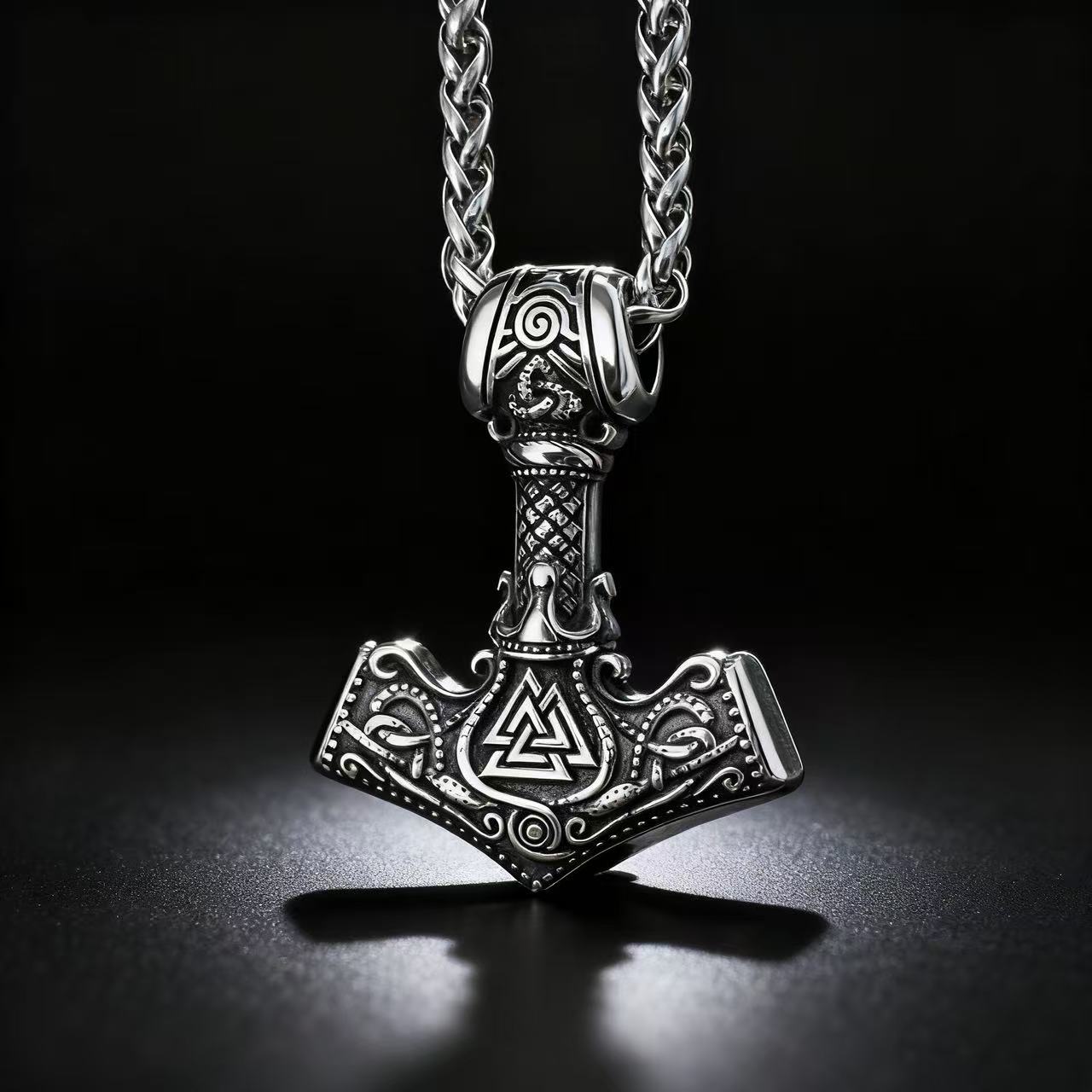 HNSP 316L Stainless Steel Mjolnir Thor Hammer Viking Norse Rune Pendant Necklace For Men Vintage Jewelry Accessories Ideal Gift
HNSP 316L Stainless Steel Mjolnir Thor Hammer Viking Norse Rune Pendant Necklace For Men Vintage Jewelry Accessories Ideal Gift