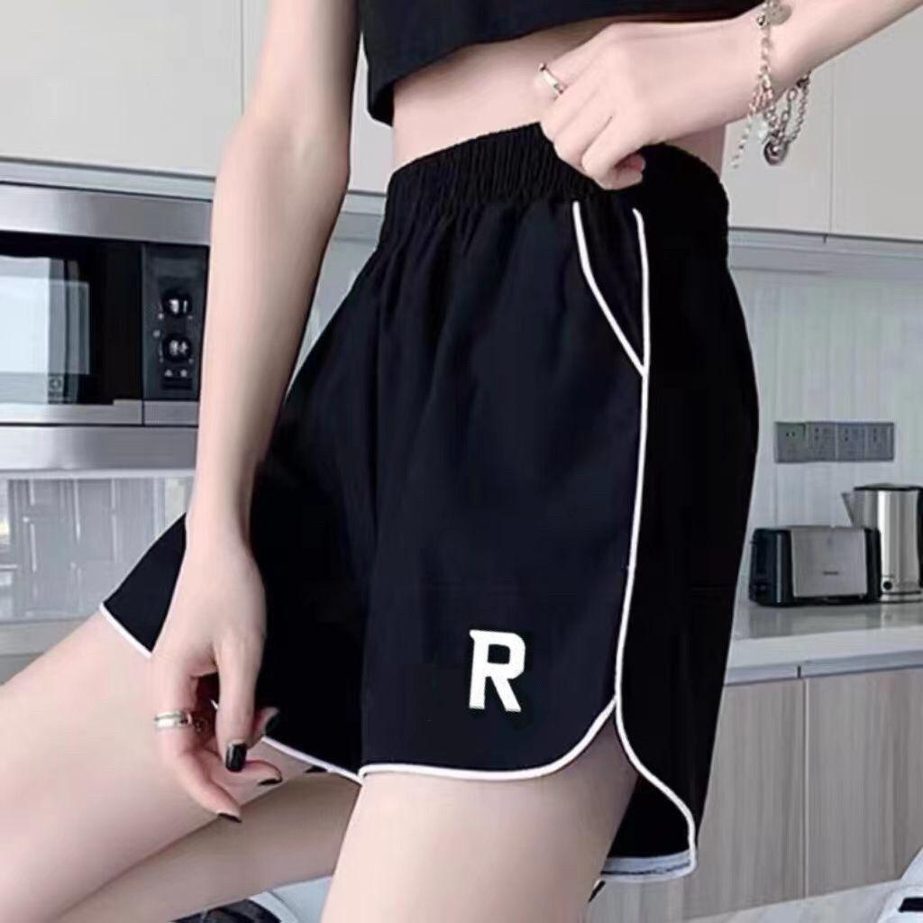 Women s Summer Trendy 3/4 Wide Leg Athletic Shorts - Breathable Draped Loose Fit Slimming Yoga Shorts S
Women s Summer Trendy 3/4 Wide Leg Athletic Shorts - Breathable Draped Loose Fit Slimming Yoga Shorts S