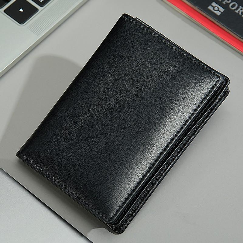 Мужской кошелек из натуральной кожи с отделением для монет, RFID-защитой, противомагнитный, из мягкой овчины 8x2x11 чёрный
Мужской кошелек из натуральной кожи с отделением для монет, RFID-защитой, противомагнитный, из мягкой овчины 8x2x11 чёрный