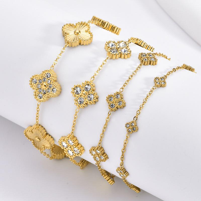 Four-leaf Clover Bracelet Ring Shooting Models Titanium Steel Women s Models Fashion Four-leaf Clover Fashion Ladies Bracelet 15mm золотий
Four-leaf Clover Bracelet Ring Shooting Models Titanium Steel Women s Models Fashion Four-leaf Clover Fashion Ladies Bracelet 15mm золотий