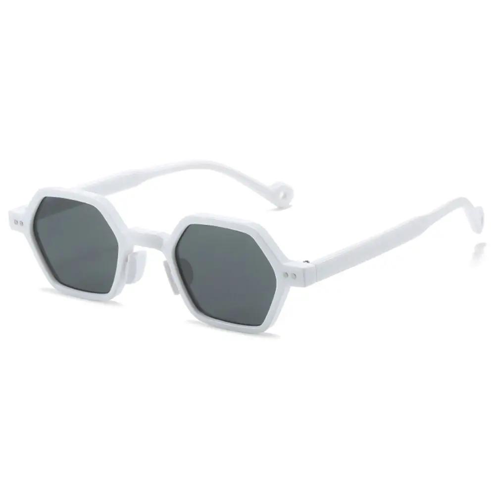 Vintage Clear Ocean Lens Polygon Square Sunglasses Square UV400 Hexagon Shades Rivets Sun Glasses for Women & Men
Vintage Clear Ocean Lens Polygon Square Sunglasses Square UV400 Hexagon Shades Rivets Sun Glasses for Women & Men
