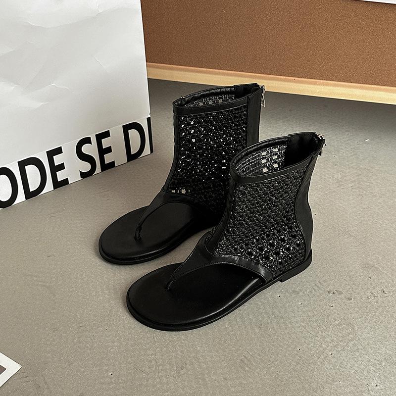 Стильный простой нишевый дизайн универсальные туфли с открытым носком крутые ботинки женские 2025 лето новый наряд повседневные сандалии 42 чёрный
Стильный простой нишевый дизайн универсальные туфли с открытым носком крутые ботинки женские 2025 лето новый наряд повседневные сандалии 42 чёрный