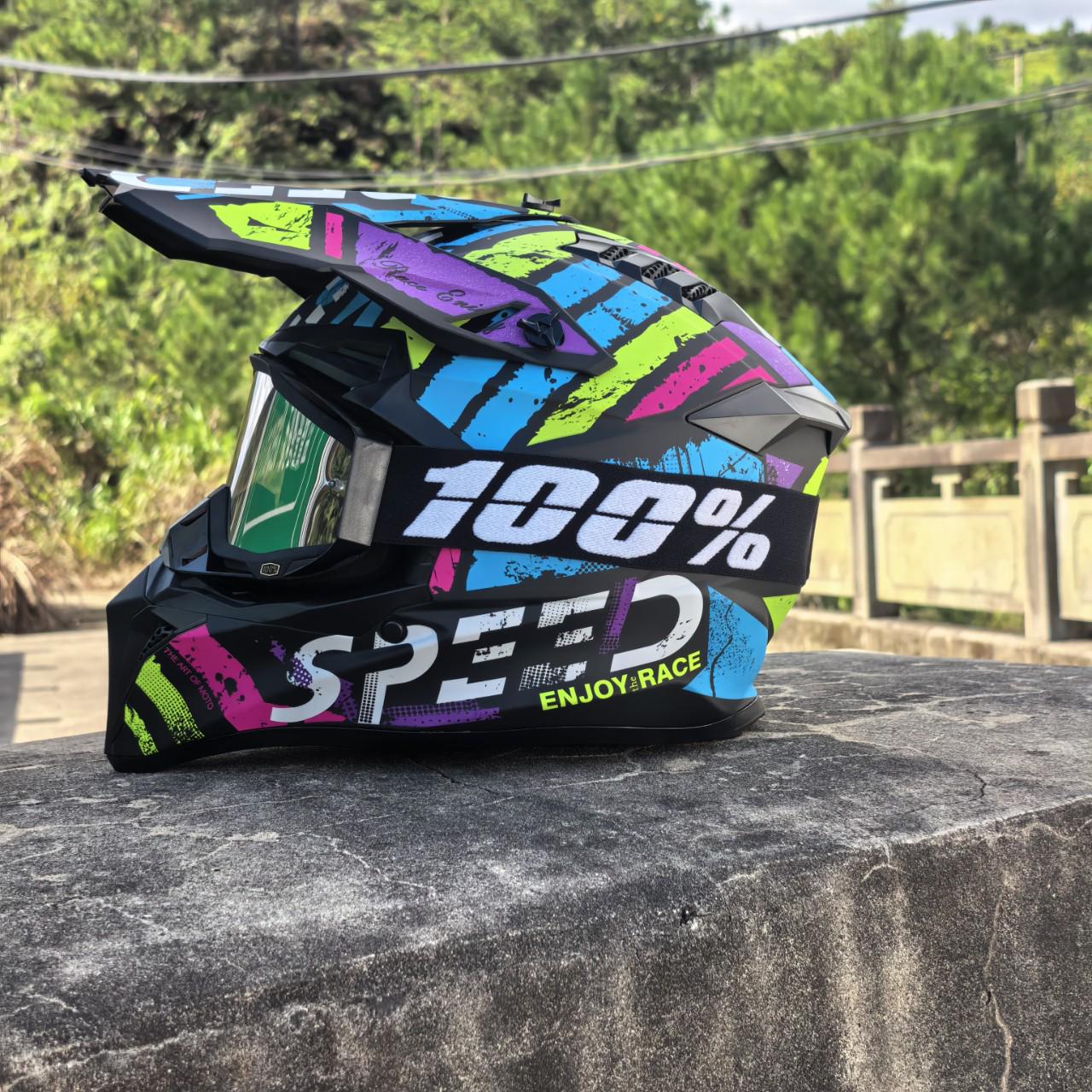 Універсальний шолом для даунхілу для дітей та підлітків - Малий розмір для всіх сезонів Extra Large
Універсальний шолом для даунхілу для дітей та підлітків - Малий розмір для всіх сезонів Extra Large