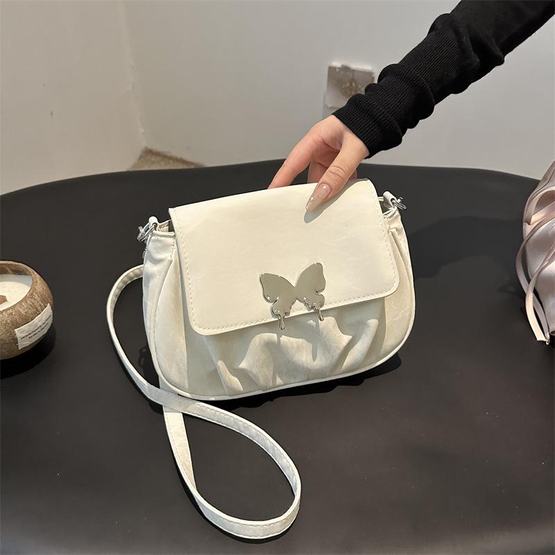 High-value niche bag women s 2025 new trendy butterfly fashion pleated shoulder underarm bag ins crossbody bag
High-value niche bag women s 2025 new trendy butterfly fashion pleated shoulder underarm bag ins crossbody bag
