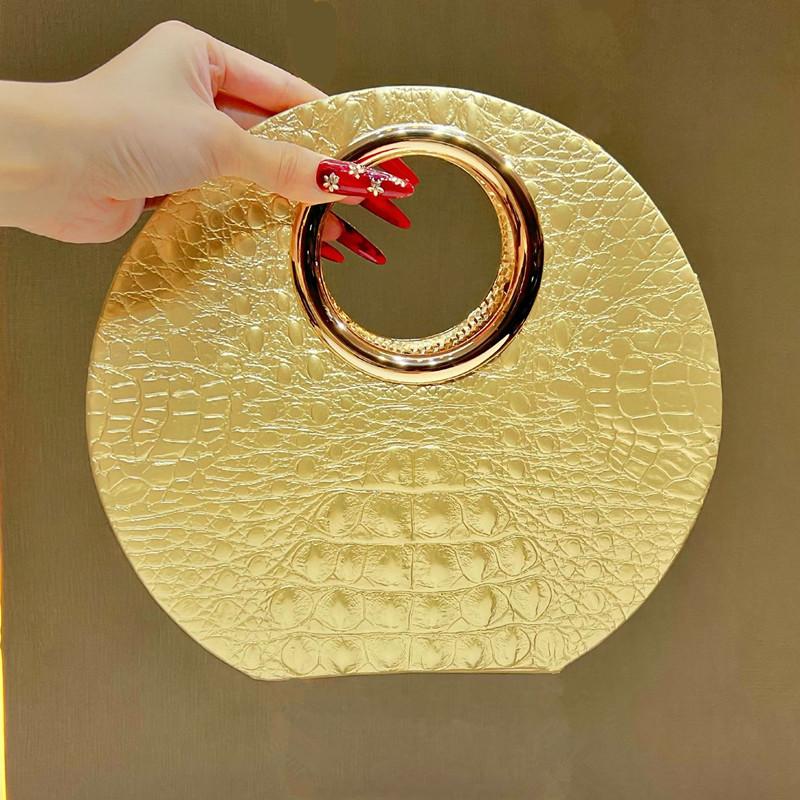 2025 Luxury Design Crocodile Pattern Leather Evening Clutch Bag Women Metal Ring Handle Handbags High End Party Shoulder Bag золотой
2025 Luxury Design Crocodile Pattern Leather Evening Clutch Bag Women Metal Ring Handle Handbags High End Party Shoulder Bag золотой