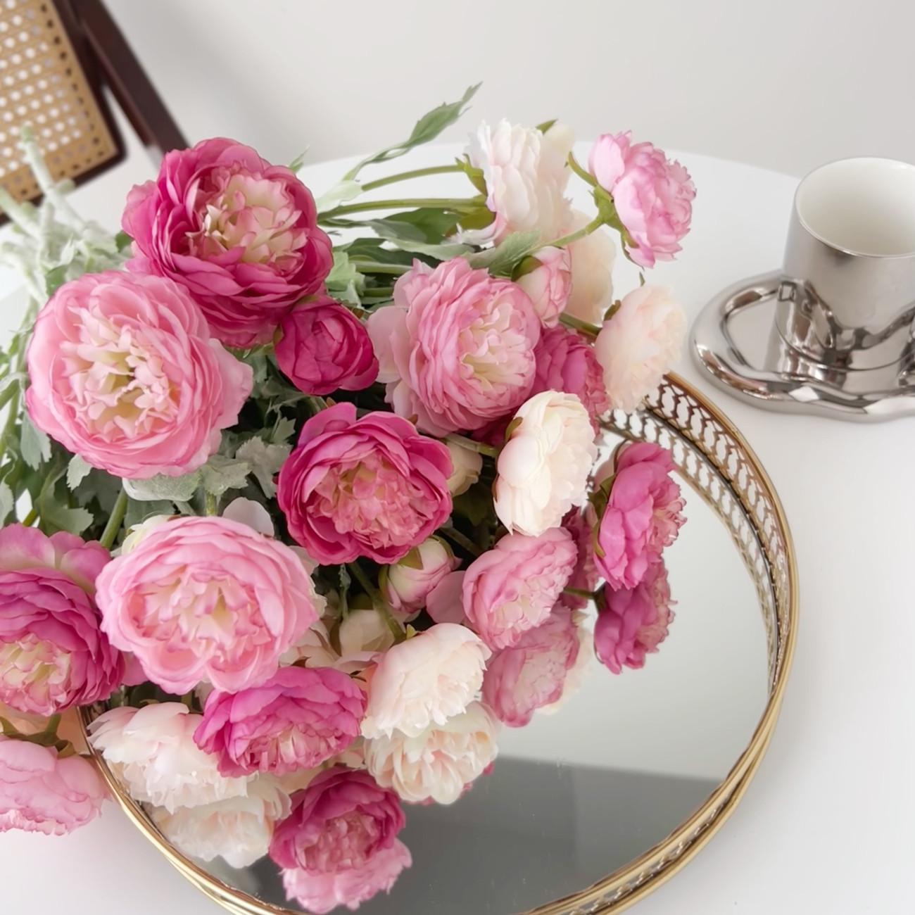 Peony Simulation Bouquet, Plush, Lotus, Peony, Artificial Flower, Simulation Flower, High-end, Realistic, Home Decoration
Peony Simulation Bouquet, Plush, Lotus, Peony, Artificial Flower, Simulation Flower, High-end, Realistic, Home Decoration