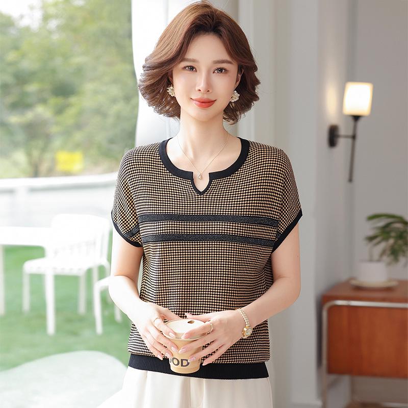 Chic Knit Round Neck Short Sleeve Top for Middle-Aged & Elderly Women - Summer Age-Reducing T-Shirt L (recommended 40-50 kg) жёлтый
Chic Knit Round Neck Short Sleeve Top for Middle-Aged & Elderly Women - Summer Age-Reducing T-Shirt L (recommended 40-50 kg) жёлтый