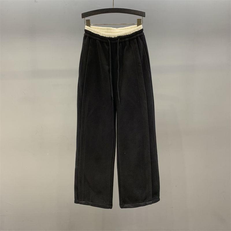 Gray Women s Wide-Leg Pants: Winter 2026, Plus Velvet, Thickened, Loose Fit, Slimming, Straight-Leg. XL 125-140 lbs
Gray Women s Wide-Leg Pants: Winter 2026, Plus Velvet, Thickened, Loose Fit, Slimming, Straight-Leg. XL 125-140 lbs